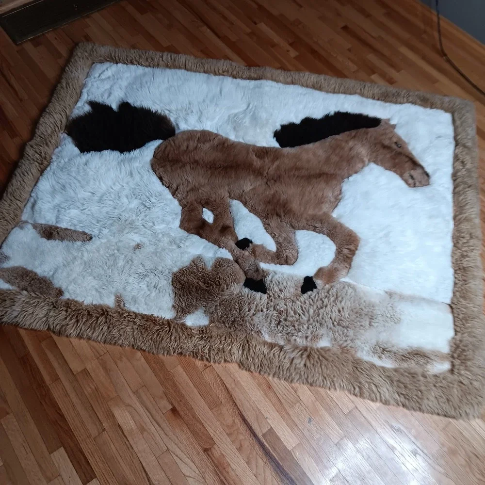 Alpaca Connection Fur Rug 63.5x48 Running Horse 100% Alpaca Fur Luxury Fluffy